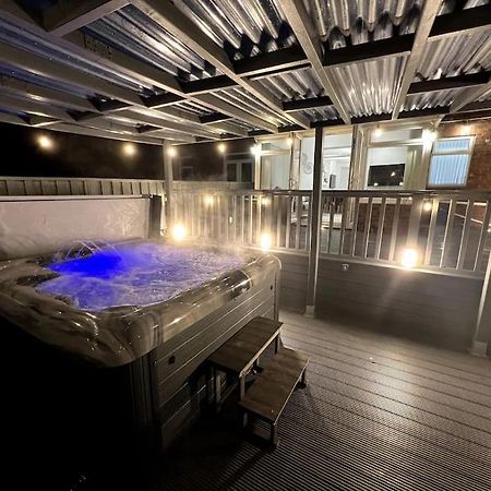 Numero Venti Aparthouse Wifi Parking Hot Tub Newcastle upon Tyne Buitenkant foto