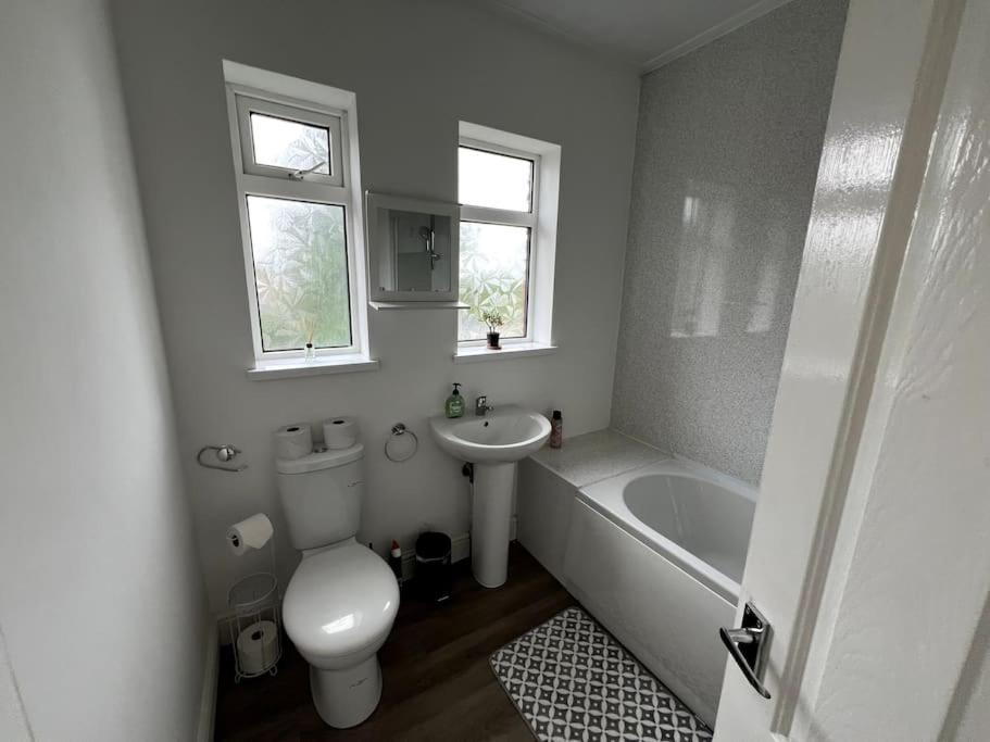 Numero Venti Aparthouse Wifi Parking Hot Tub Newcastle upon Tyne Buitenkant foto