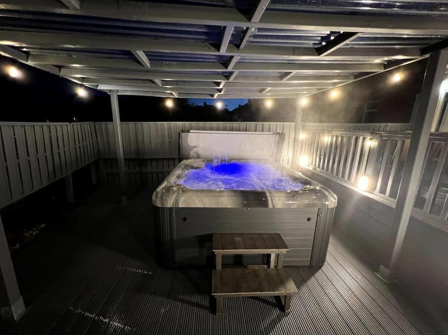 Numero Venti Aparthouse Wifi Parking Hot Tub Newcastle upon Tyne Buitenkant foto