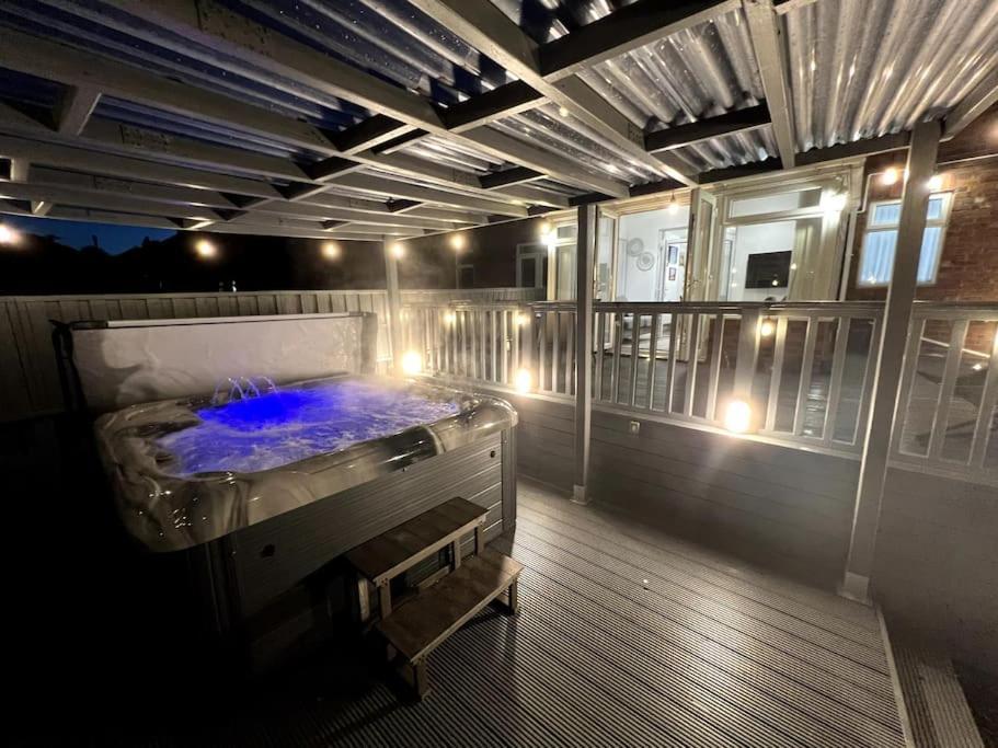 Numero Venti Aparthouse Wifi Parking Hot Tub Newcastle upon Tyne Buitenkant foto