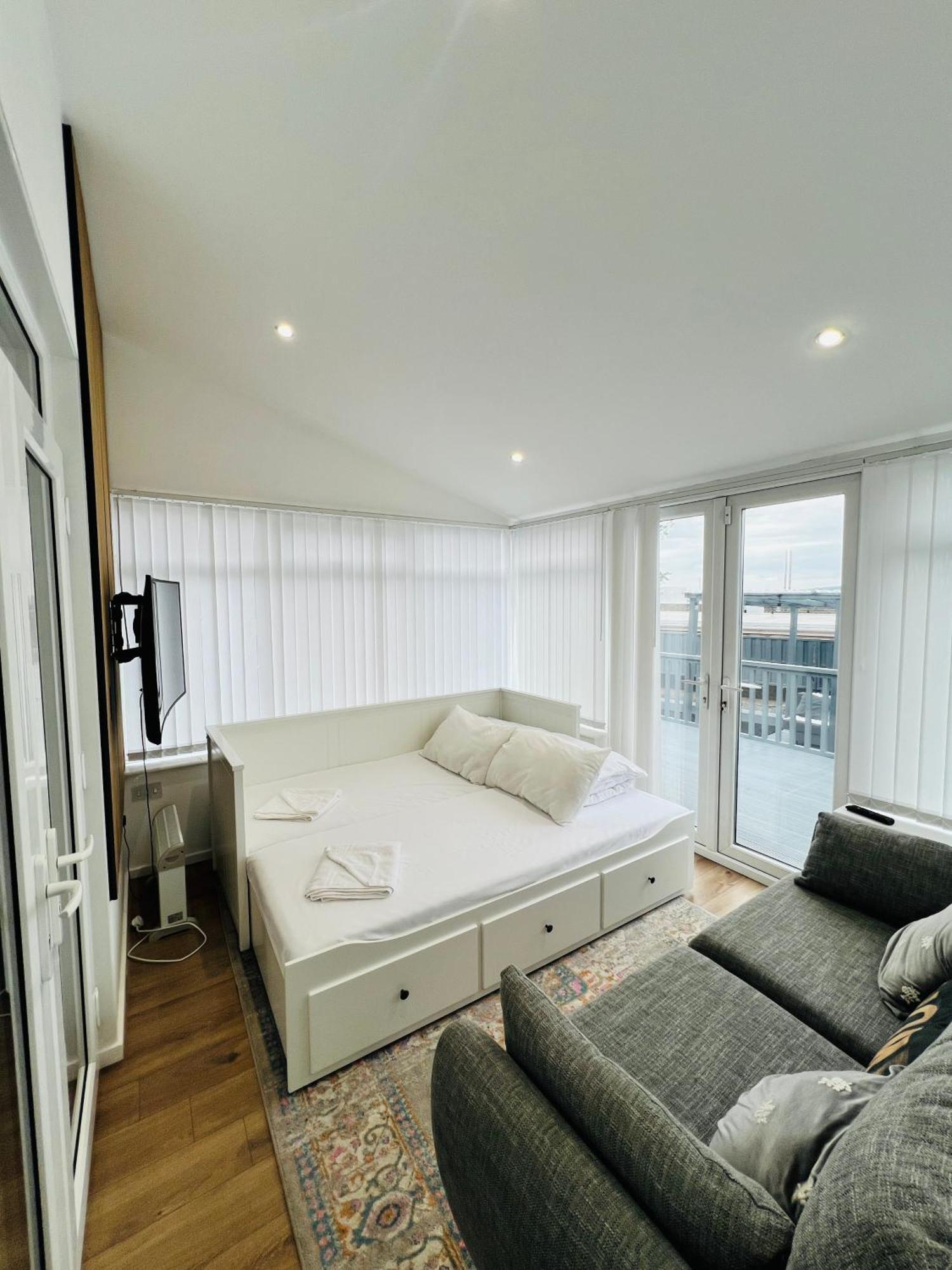 Numero Venti Aparthouse Wifi Parking Hot Tub Newcastle upon Tyne Buitenkant foto